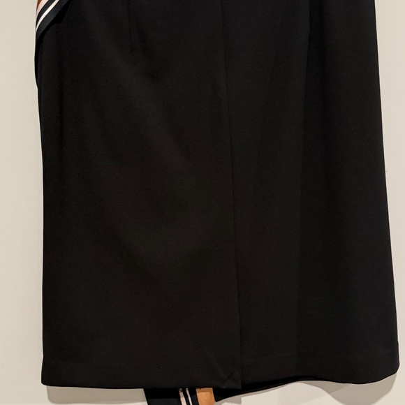 DKNY knee length skirt - Picture 3 of 4